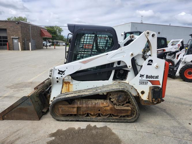 BOBCAT T595