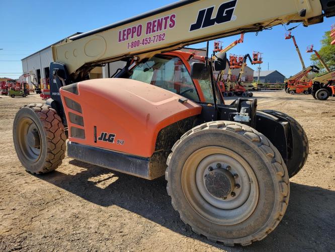 JLG 943