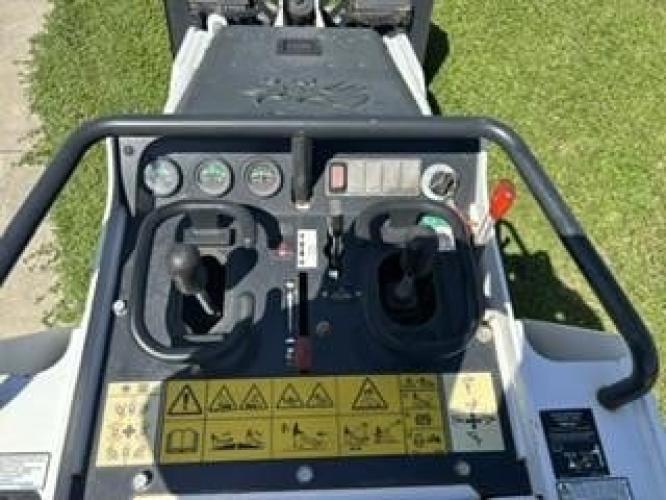 BOBCAT MT100