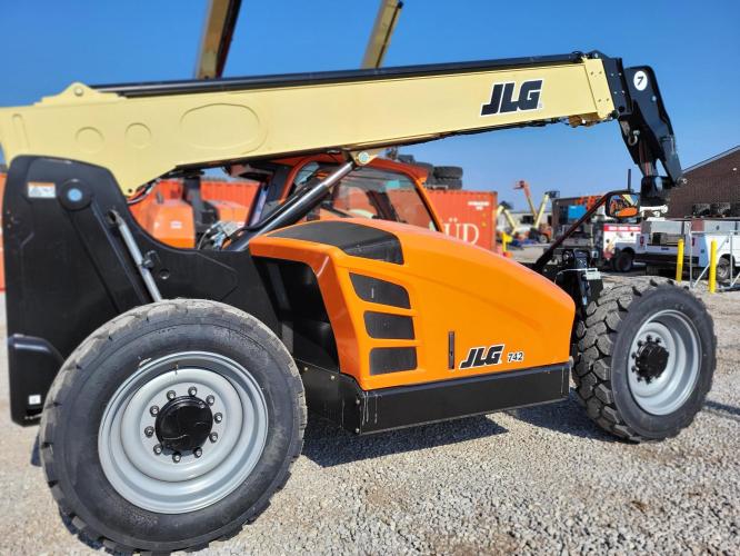 JLG 742