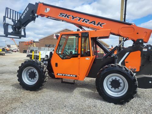 2025 SKY TRAK 8042