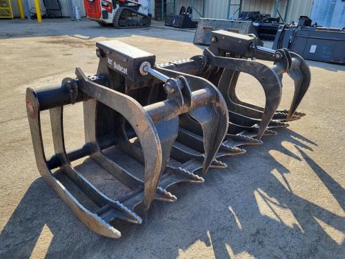 2022 BOBCAT 82" ROOT GRAPPLE
