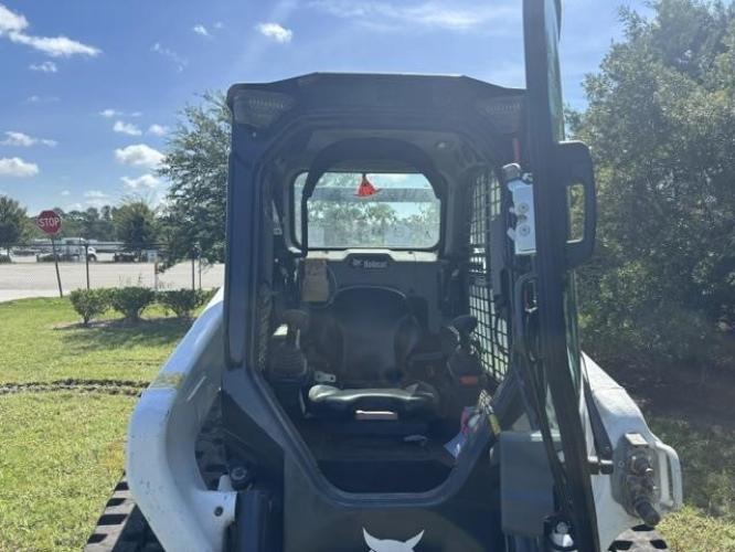 BOBCAT T76