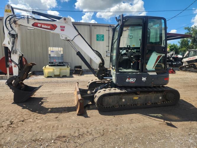 BOBCAT E60R2