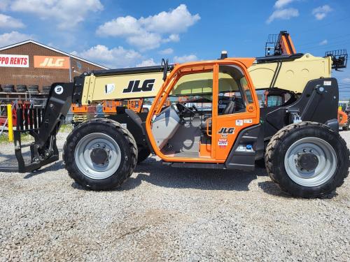 2025 JLG 943