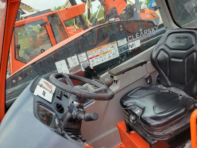 JLG 943