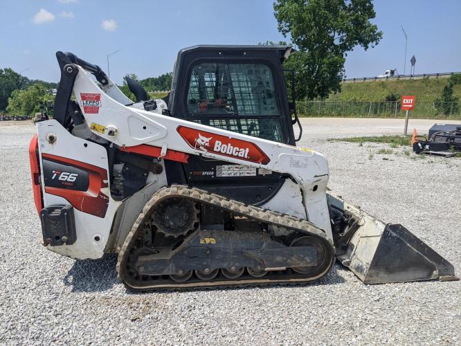 BOBCAT T66