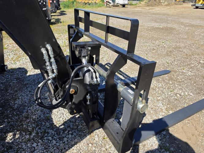 JLG 1043