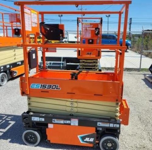 2025 JLG ES1530L