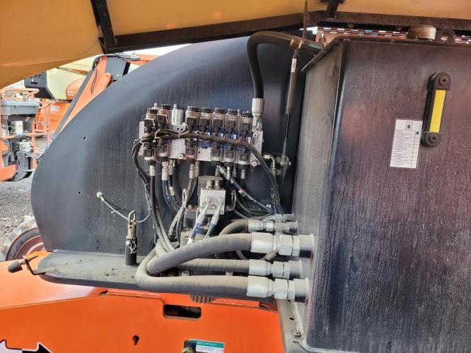 JLG 400S
