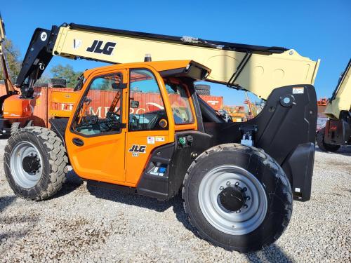 2024 JLG 943