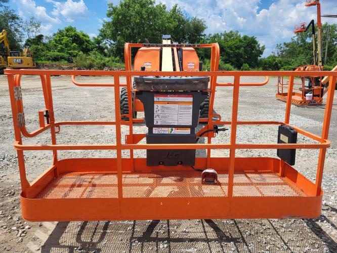 JLG 600S