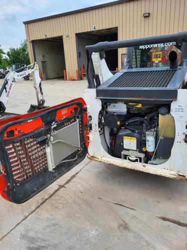 BOBCAT T66