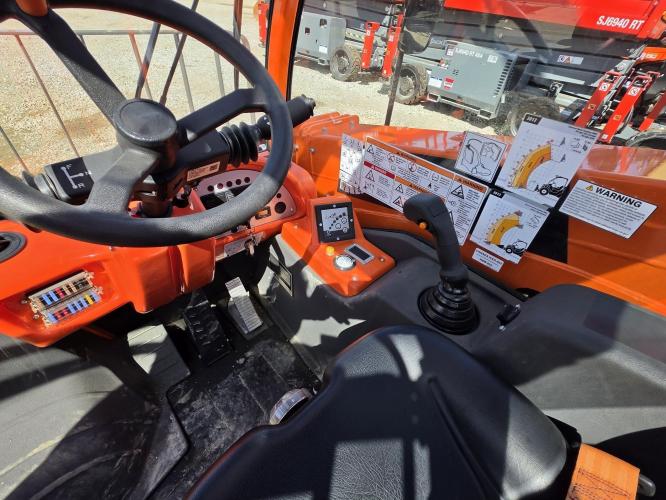 SKY TRAK 3013