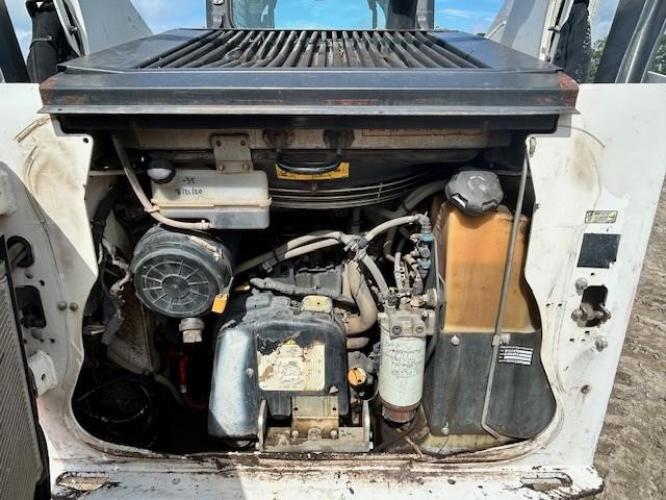 BOBCAT T76