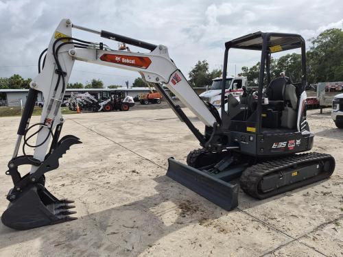 2023 BOBCAT E35R2