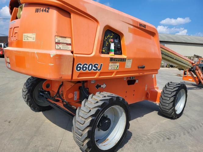 JLG 660SJ