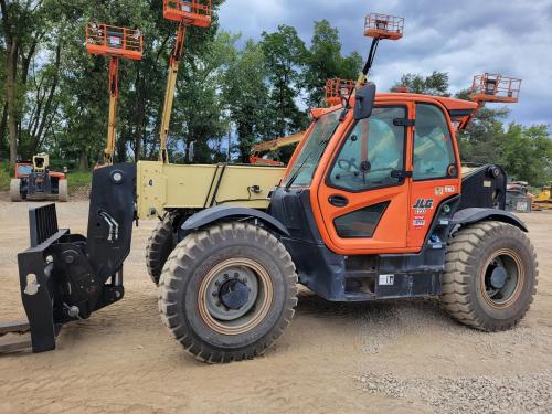 2021 JLG 1732