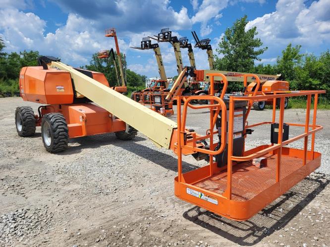 JLG 600S