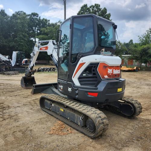 BOBCAT E40