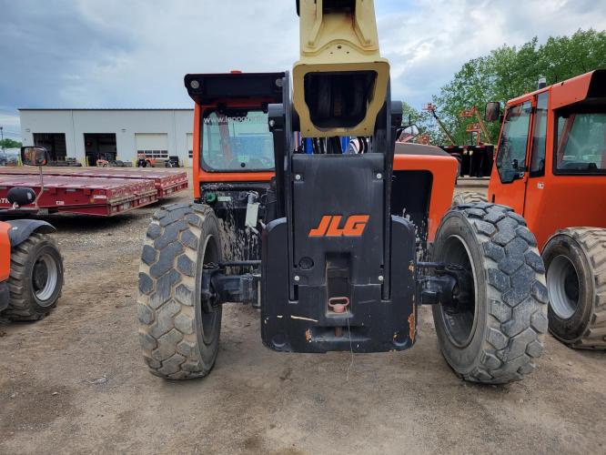 JLG 943