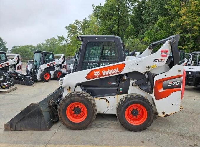 BOBCAT S76