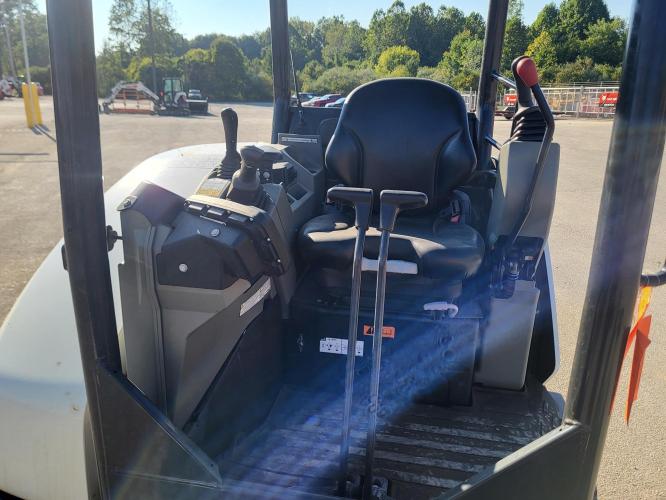 BOBCAT E35R2