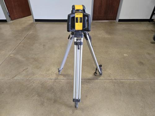 2020 CST BERGER RL25HCK