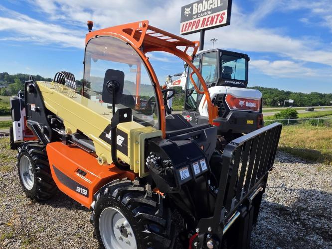 JLG 313