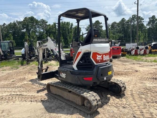 BOBCAT E26