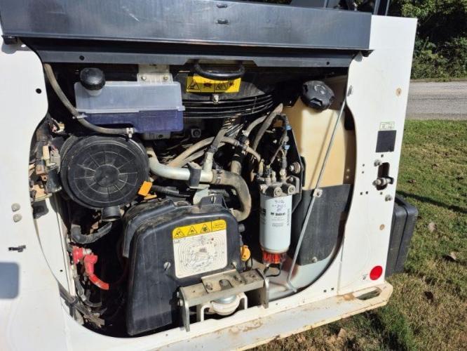 BOBCAT T66