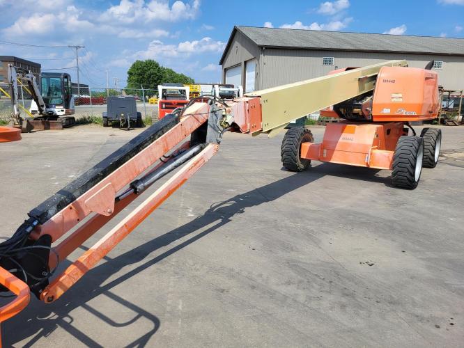 JLG 660SJ