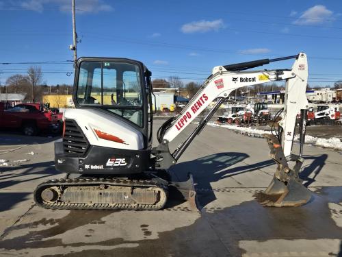 2021 BOBCAT E35