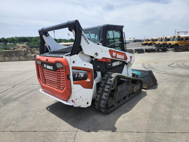 BOBCAT T76
