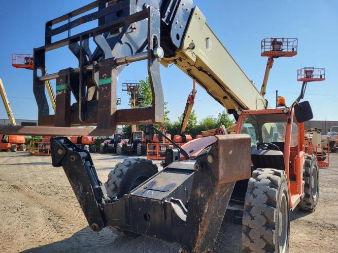JLG 1255