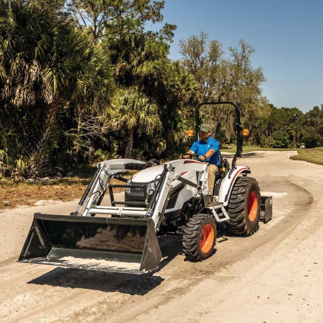 CT2025 Compact Tractor