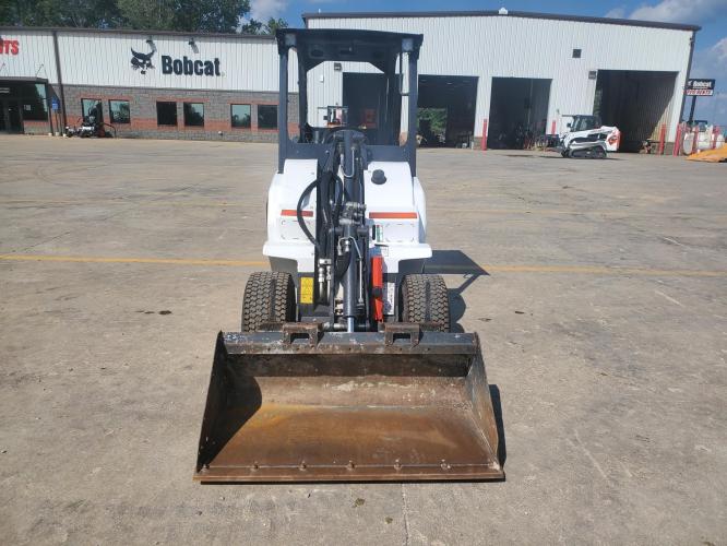 BOBCAT L28