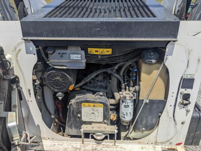 BOBCAT T66
