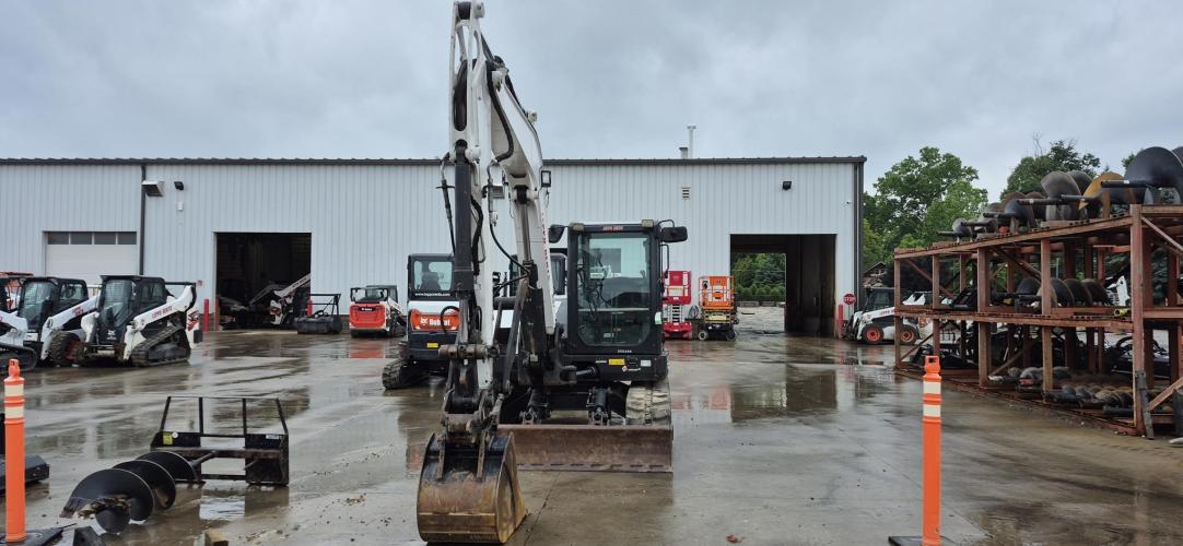 BOBCAT E85