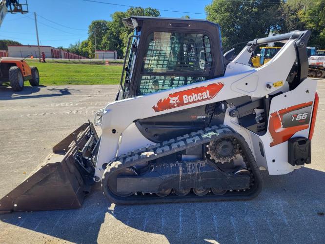 BOBCAT T66