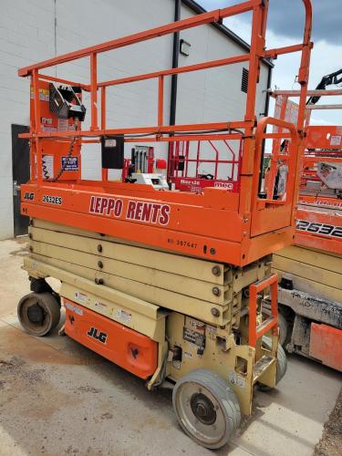 JLG 2632ES