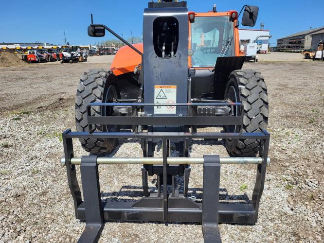 JLG 943