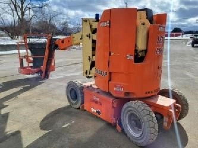 JLG E300AJP
