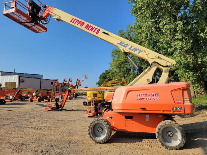 JLG 600S