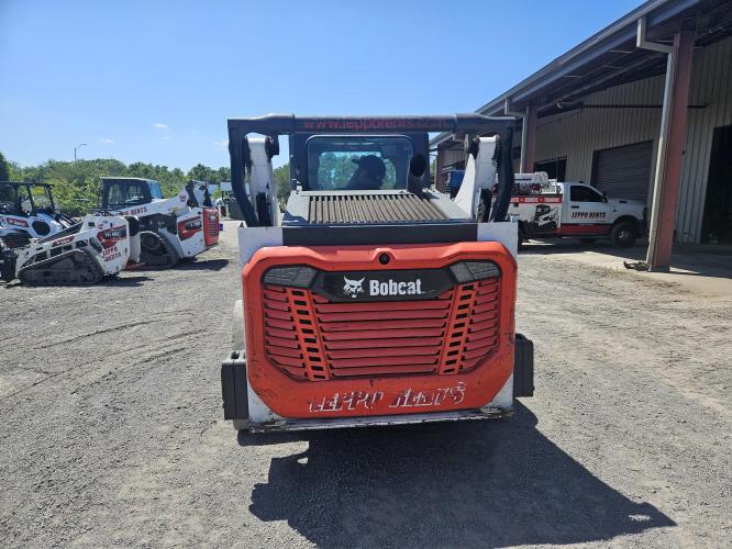 BOBCAT T66