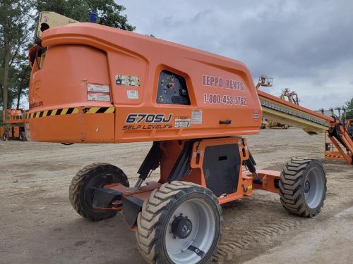 2023 JLG 670SJ