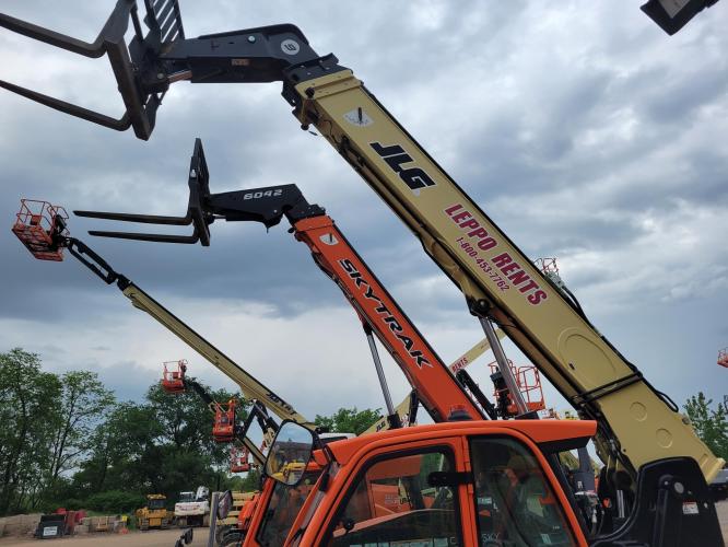 JLG 943