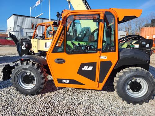 2025 JLG 519