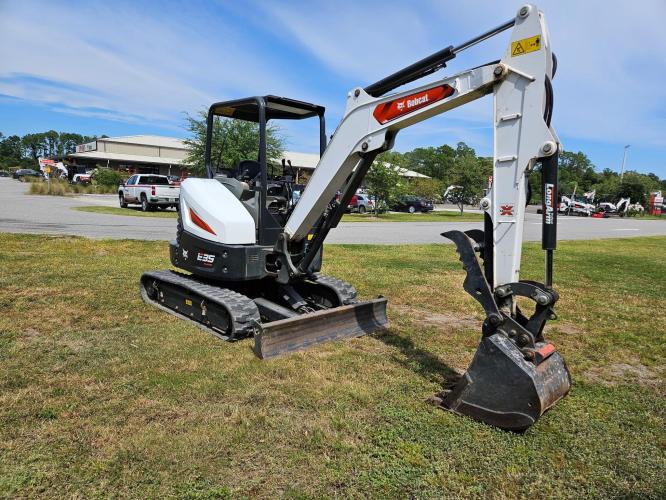 BOBCAT E35I