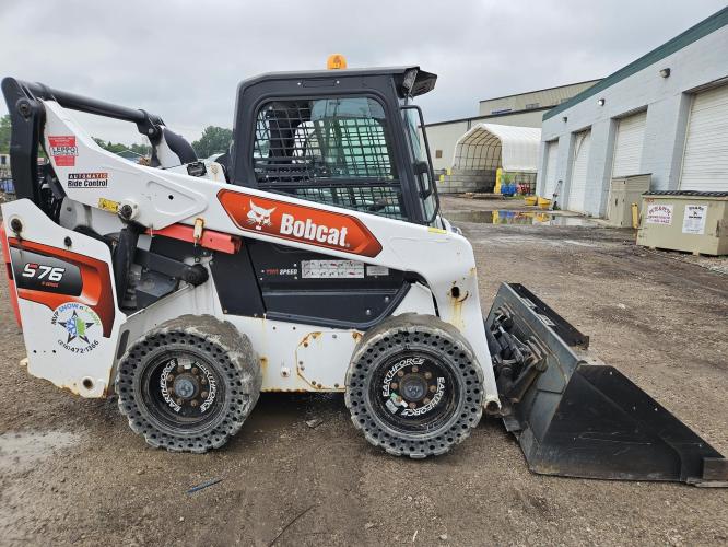 BOBCAT S76